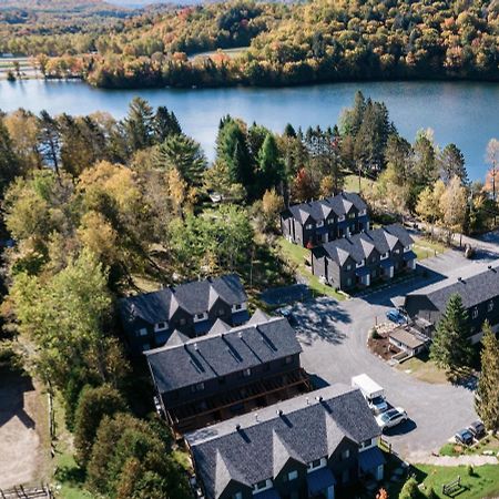 Suites Du Lac Moore Mont-Tremblant Exterior photo